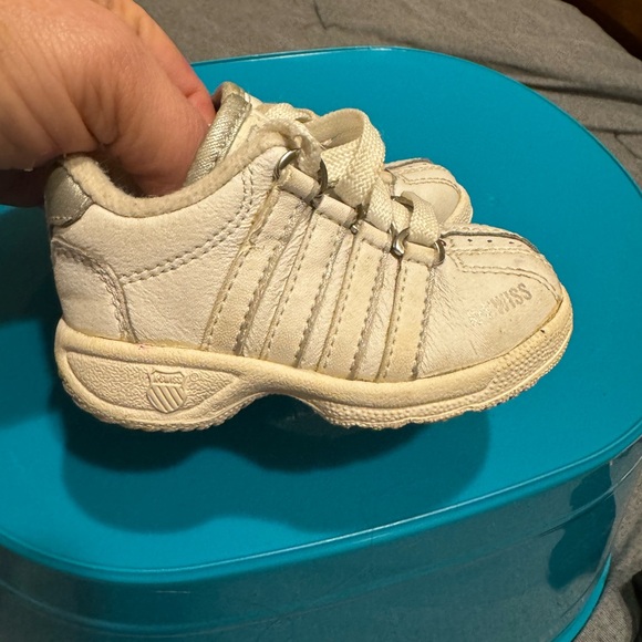 Baby K-Swiss sneakers tiny .. 2 US , 17 Eur , 1.5 UK great condition - Picture 11 of 15